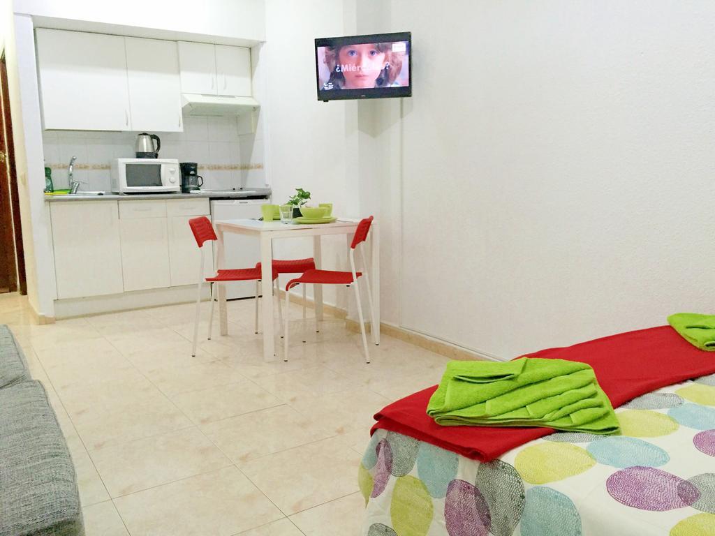 Estudio Las Huertas Madri Exterior foto